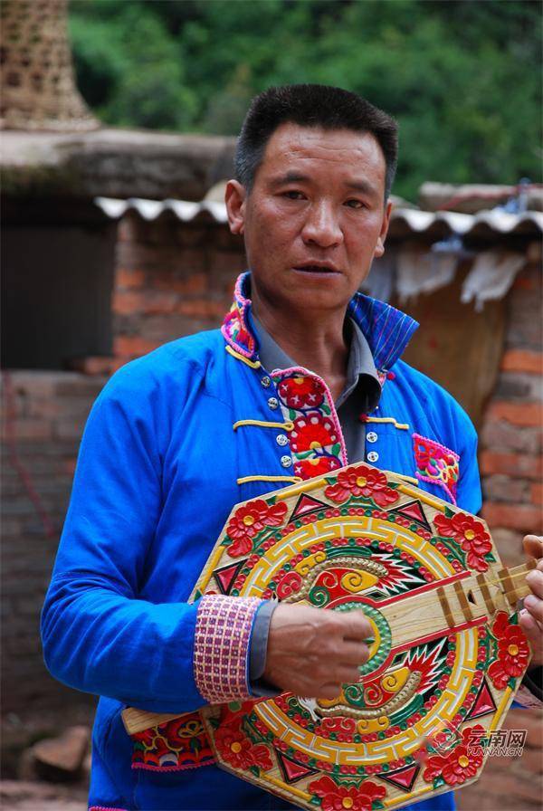 妹妹跳起舞来像什么造句_歌曲啊哥啊妹跳起来_啊哥啊妹跳起来